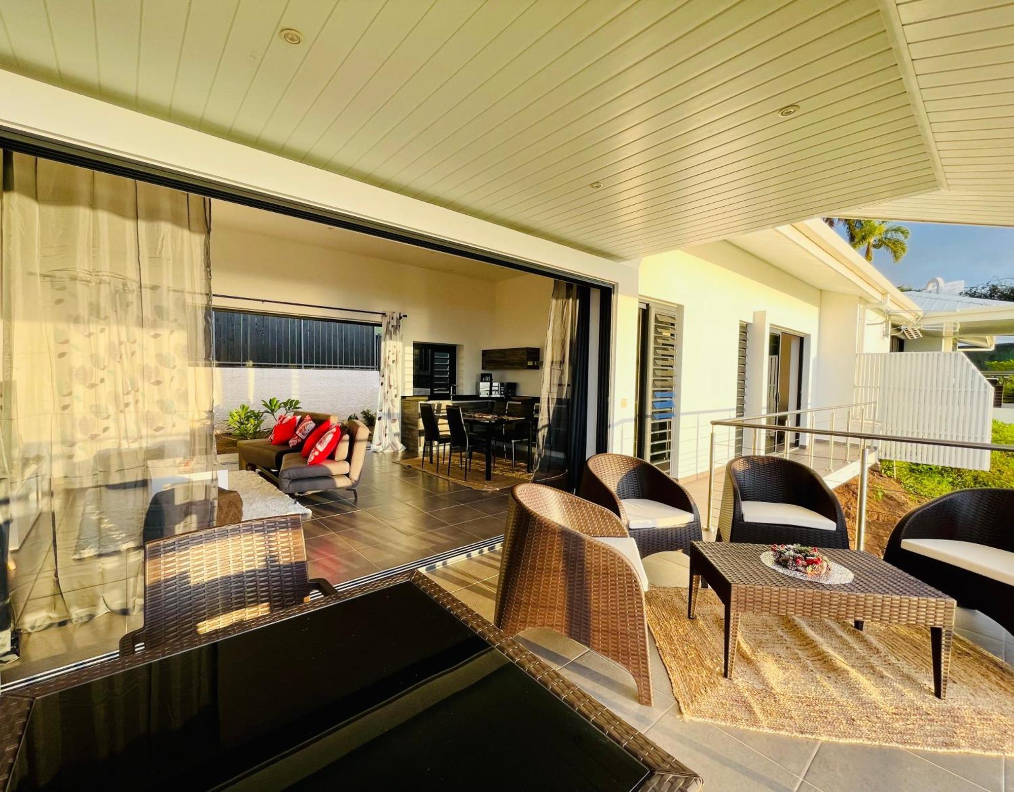 Tahiti Moeatama : Villa Nui Avec Piscine Privee Papeete  Esterno foto